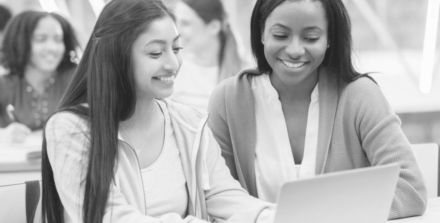 Sesión grupal interactiva sobre presupuestos mensuales